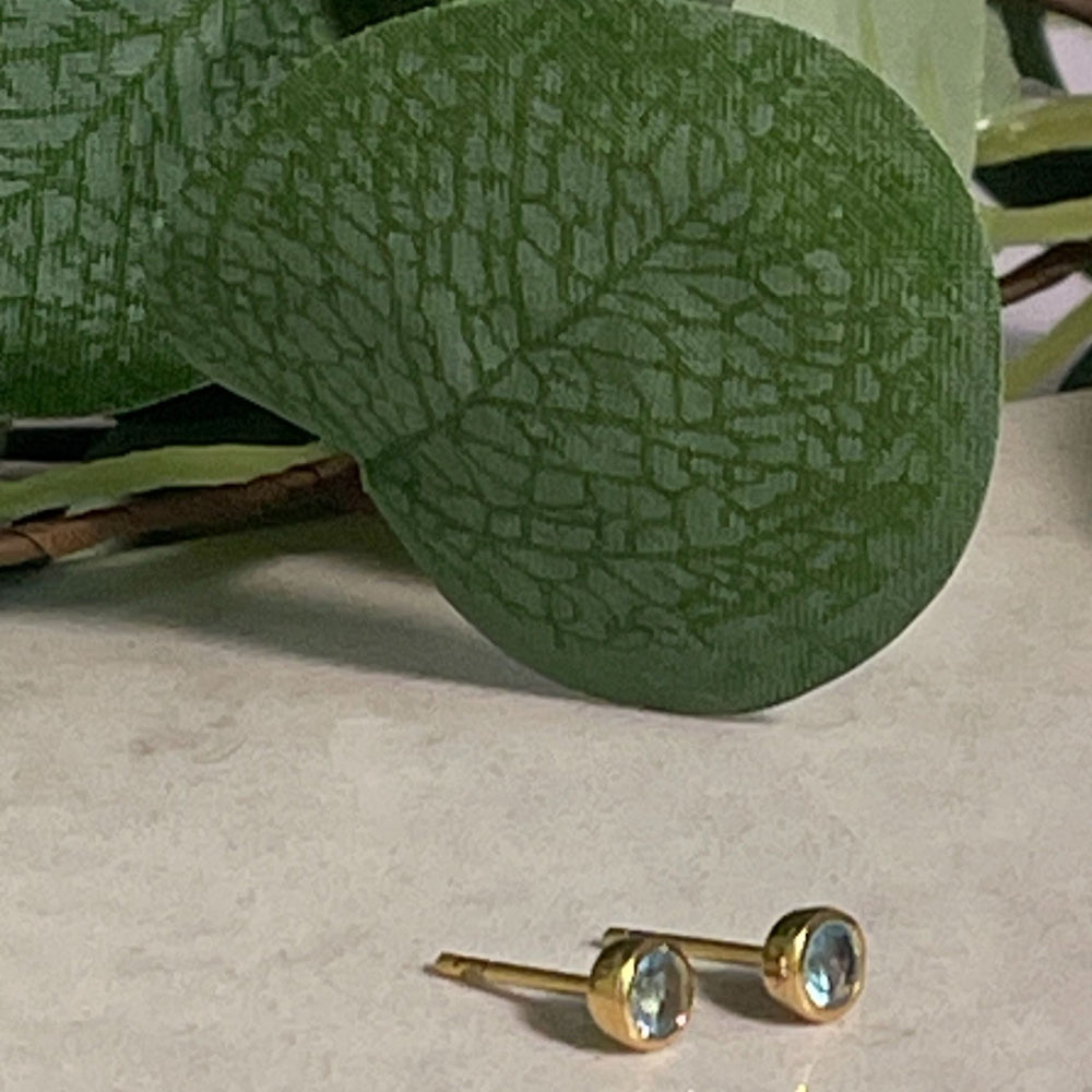 Blue-Cubic-Zirconia-Studs