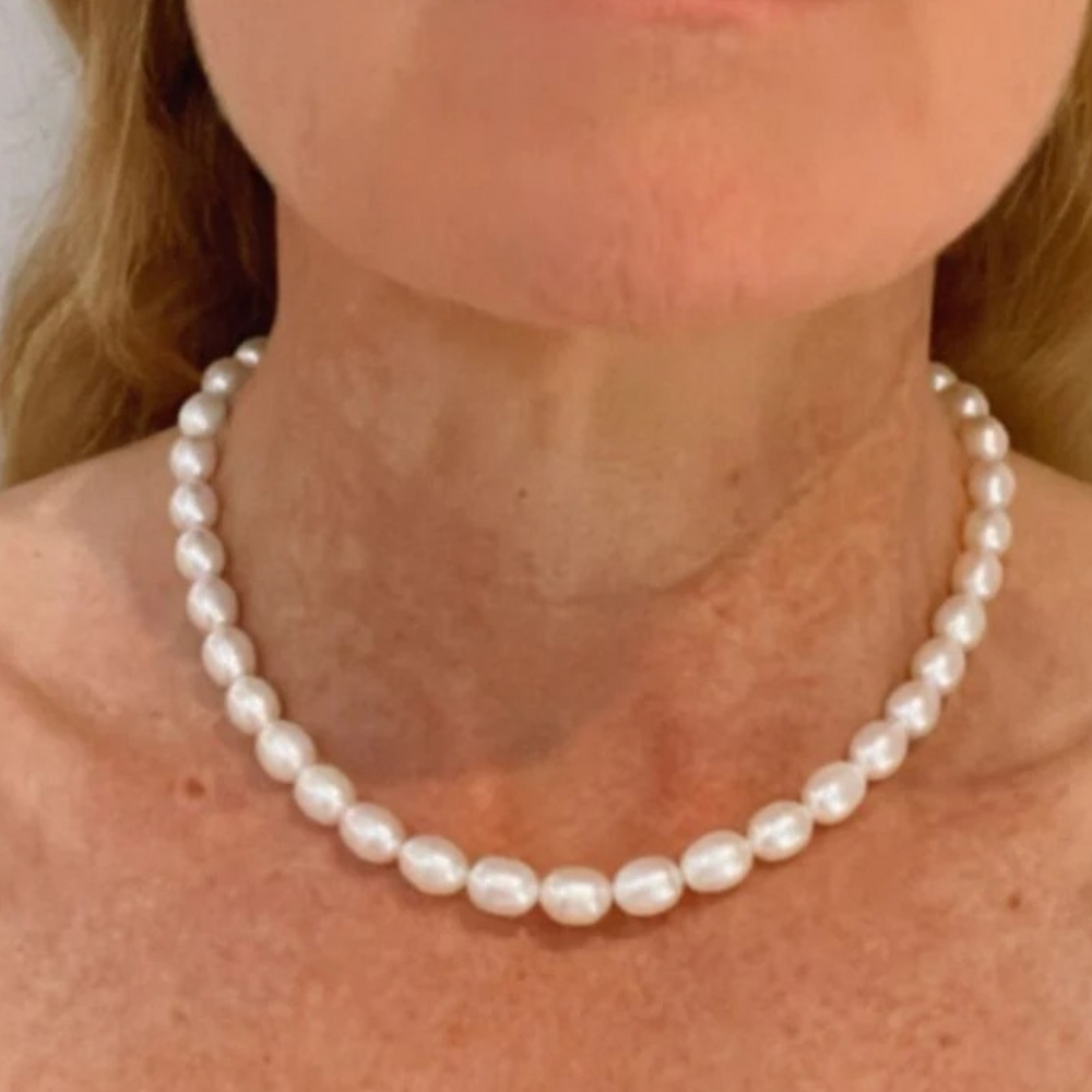Luxury freshwater pearl necklace on model