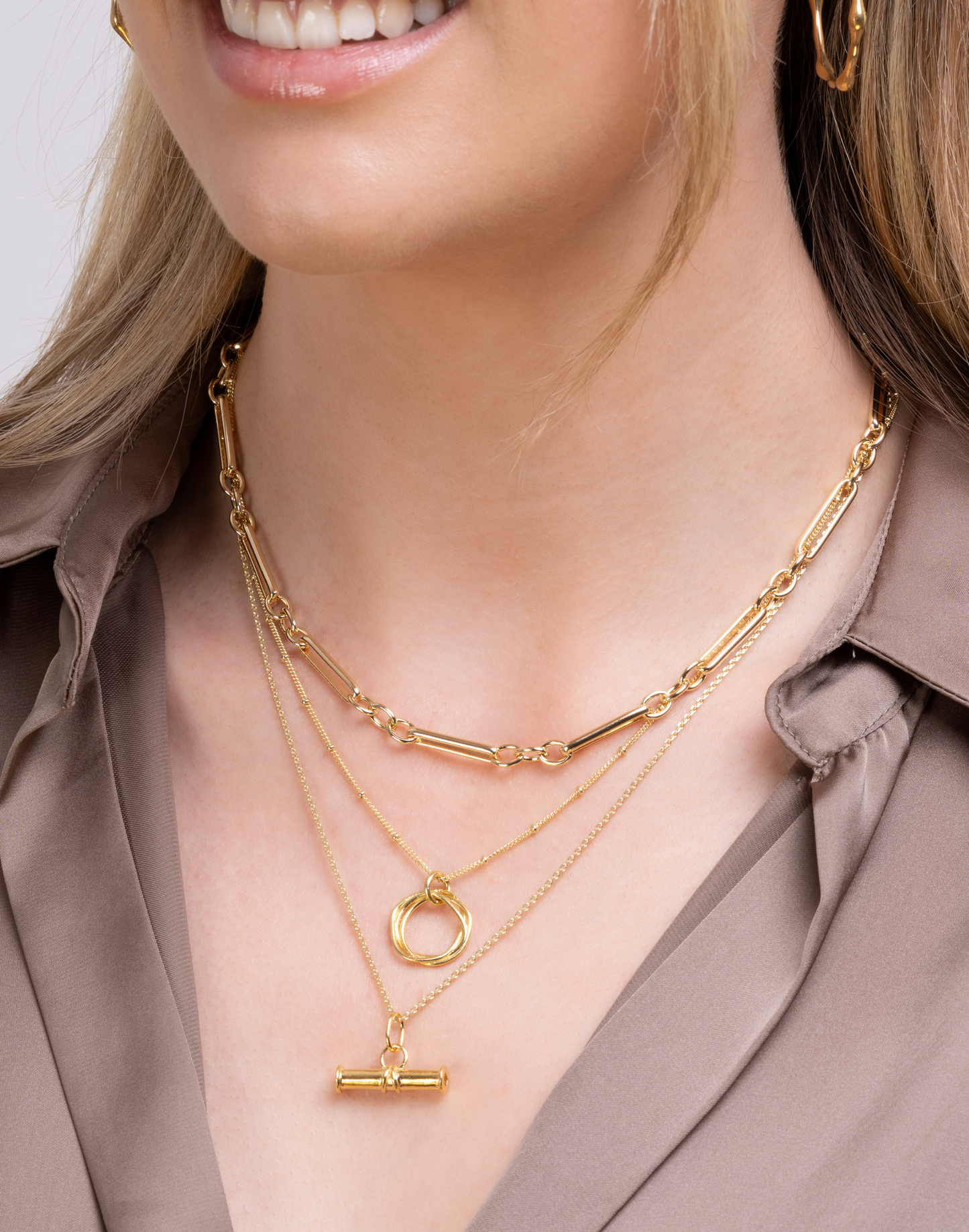 Gold layering necklace set