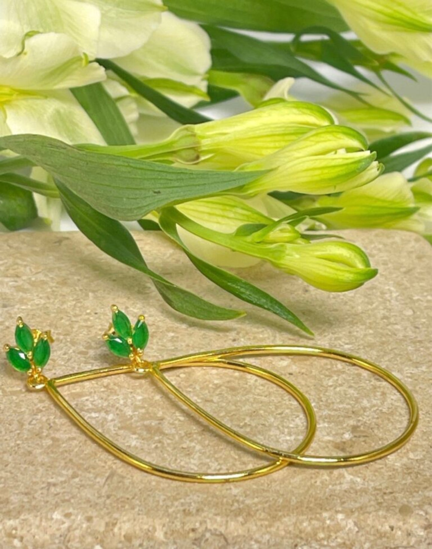 Lotus flower green onyx gold earrings with flowers