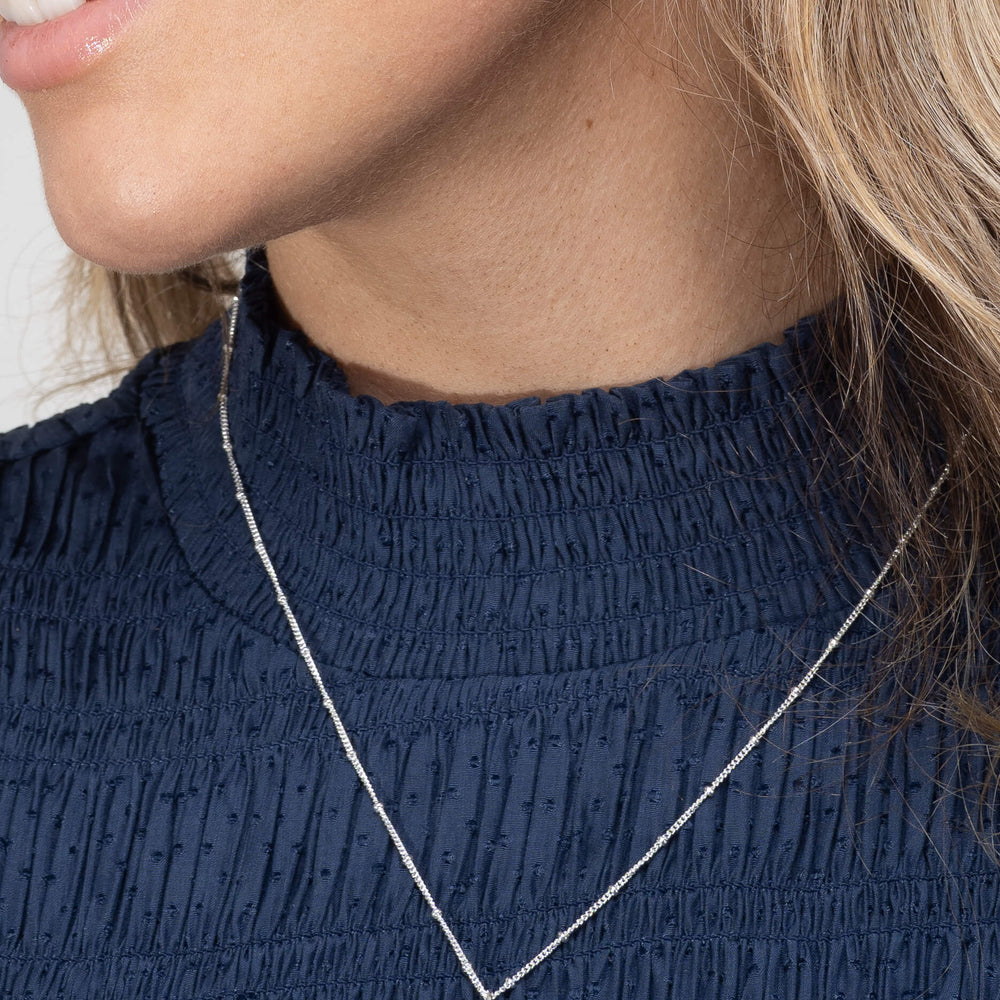 Silver T bar necklace