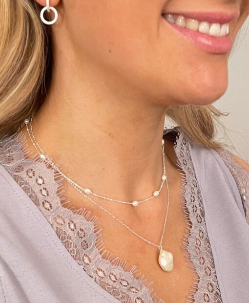 Silver and Pearl Necklace Layering set
